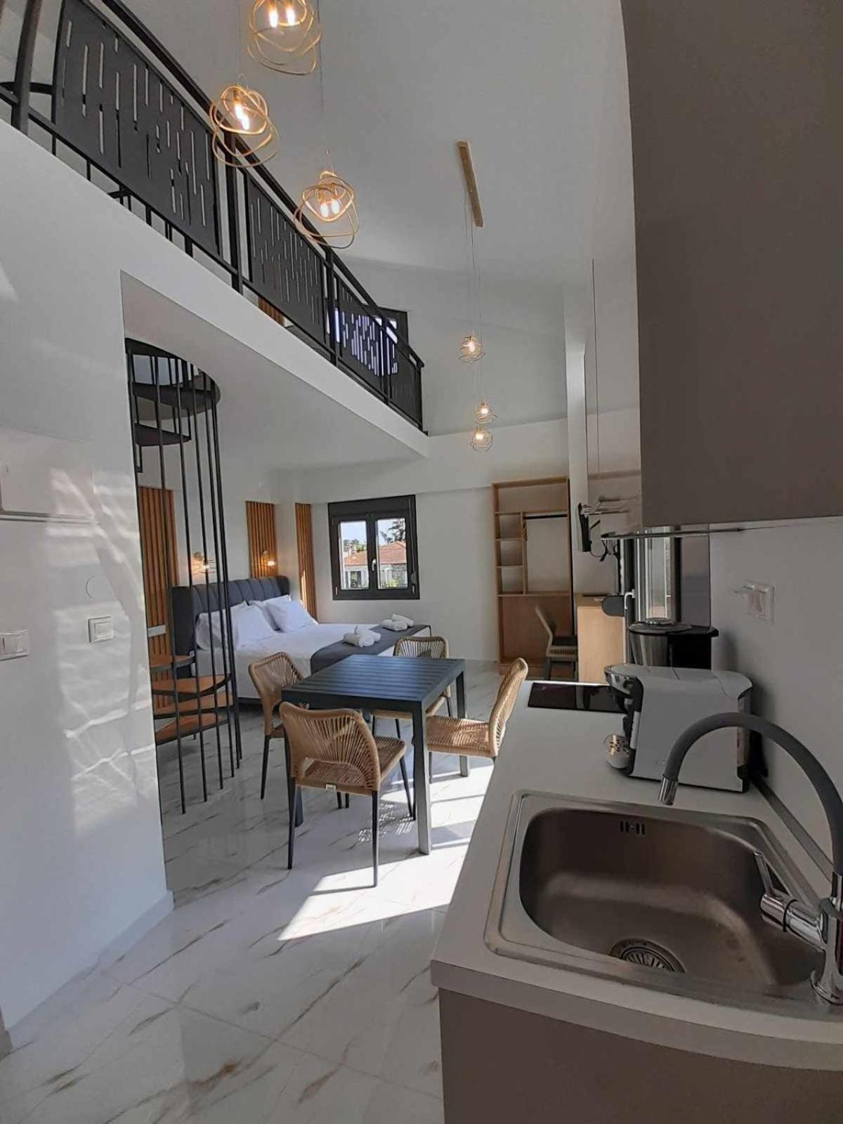 Acta Luxury Rooms Nikiti  Buitenkant foto